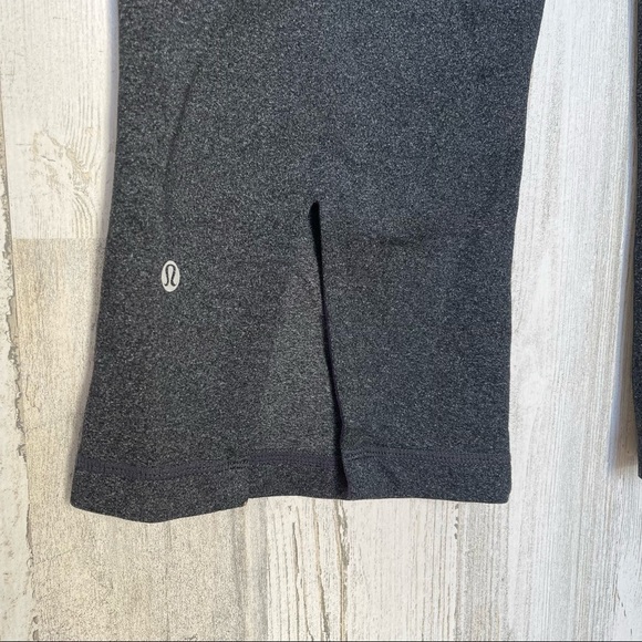 Lululemon Tadasana Grey Cropped Capri Slit Yoga Pants Size 8 - Picture 8 of 10